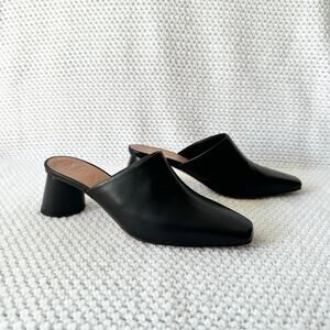 Max & Co. NIB Black Leather Acromino Square Pointed Toe Round Block Heel Mules 7